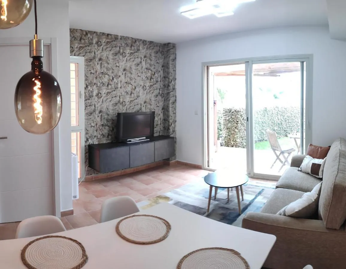 Apartamento Precioso dúplex con piscina Vera 0*,  España